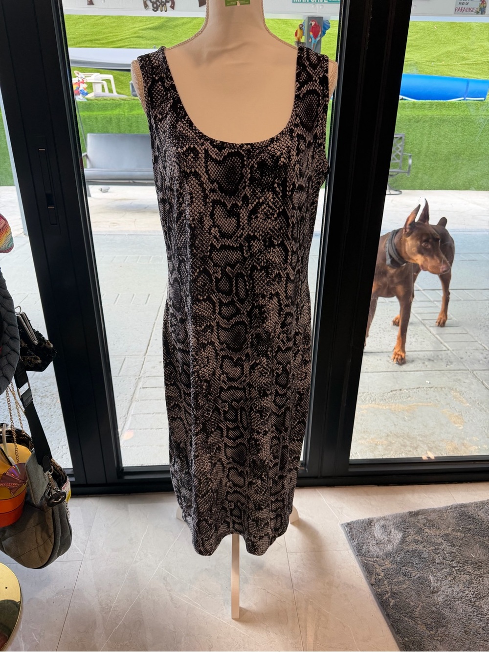 Sleeveless Snake Print Midi Dress - Black & White